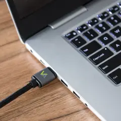 Jak podłączyć komputer do telewizora przez HDMI bez problemów i w 5 krokach