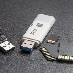 Pendrive co to jest? Odkryj funkcje i zastosowania tego urządzenia