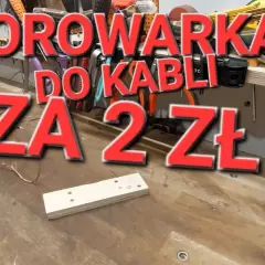 Jak zrobić maszynkę do obierania kabli w prosty sposób i tanio