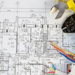 Niebieski kabel co oznacza? Odkryj jego kluczową rolę w elektryce