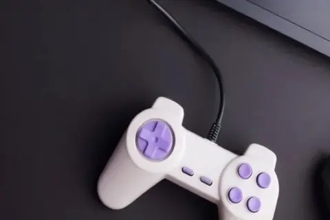 Jak podłączyć PS4 do laptopa kablem HDMI bez problemów i frustracji