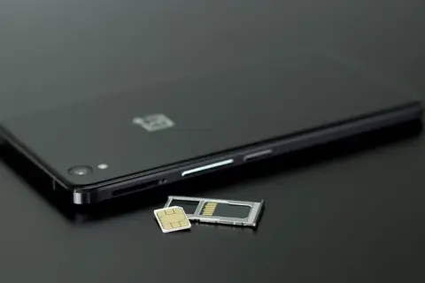 Jak podłączyć pendrive do telefonu i uniknąć problemów z transferem