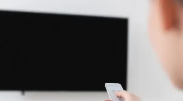 Jak ustawić HDMI w telewizorze i uniknąć problemów z połączeniem