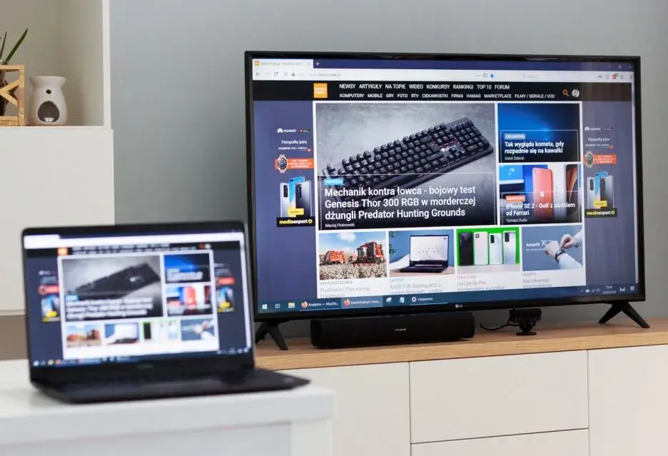 Jak przenieść obraz z laptopa na telewizor HDMI bez problemów